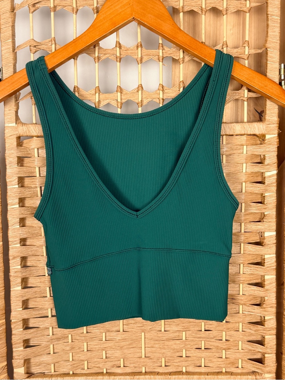 Lululemon Power Pivot Ribbed Tank Green Approx Size XS/S - Picture 3 of 3